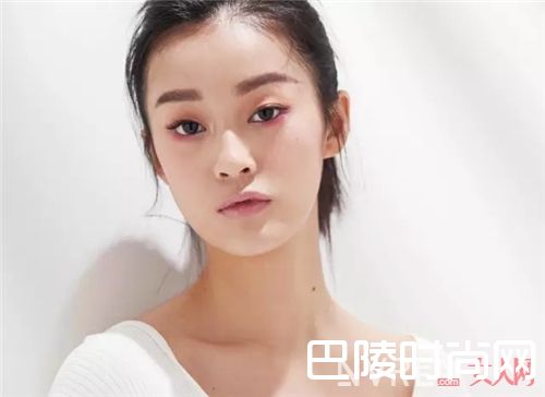 眼妆产品推荐_关于脸面上的事 你该花点心思去装扮了