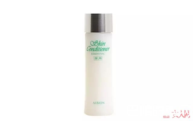 奥尔滨 健康水+渗透乳_日本这些好评100%的最佳黄金护肤搭配，你用过几对？