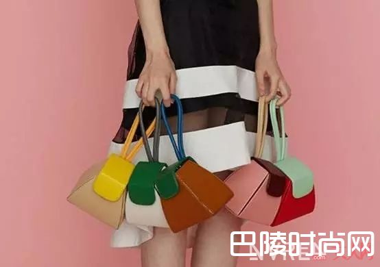Atelier Park_小包当道，今年春夏还能买这些千元小众包！