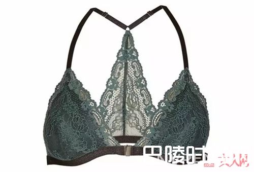 吊带如何搭配内衣_夏天来了 5种款式内衣穿搭术满足你应付潮流款!
