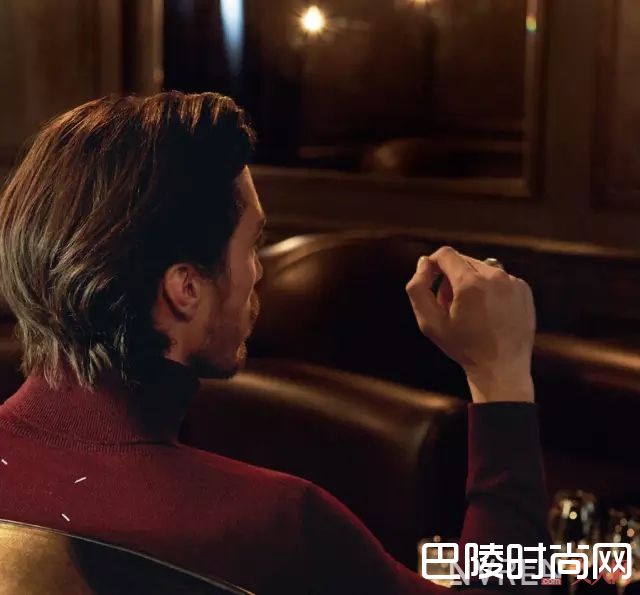 爵士乐酒吧和热情之木_酒香醉人，那些令人微醺的香水指南