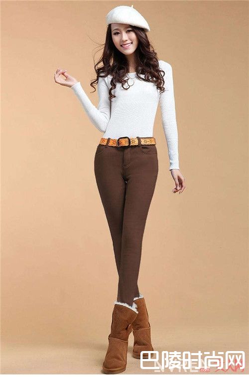 铅笔裤介绍_裤子不好搭配?那是因为你没有选正确的基础款