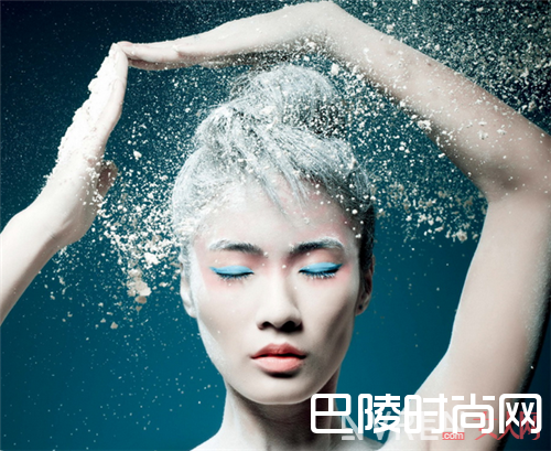 挑选护肤品要注意护肤品成分吗_为什么用再多的护肤品都没效果?原因就是这7点