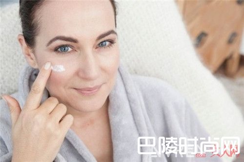 怎样的护肤步骤才是正确的_为什么用再多的护肤品都没效果?原因就是这7点