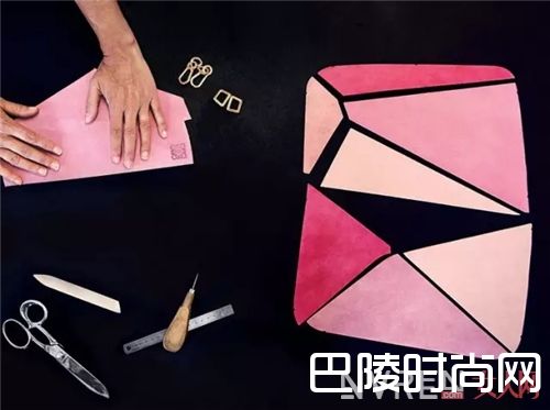 Puzzel包包介绍_不是LV、CHANEL 街拍出镜率最高的包竟是它