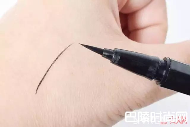 Mote liner 眼线液笔推荐_想要持久不脱妆的眼妆 你需要一只眼线液笔