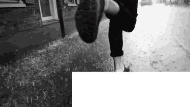 Lemon Jelly雨鞋介绍_就算大雨让这座城市颠倒 我也要照样时髦