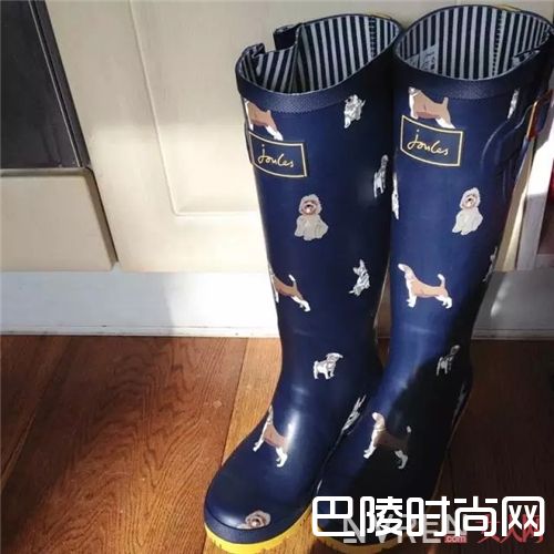 时髦雨靴品牌介绍_就算大雨让这座城市颠倒 我也要照样时髦