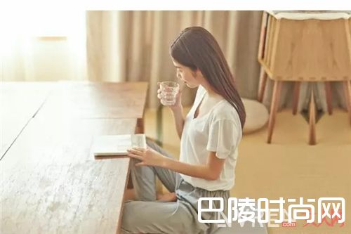 日式记忆棉坐垫_7个小物 给平淡如水的生活注入一点仪式感