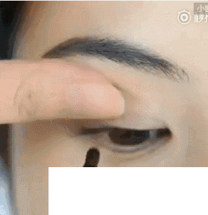 林允无辜眼线画法_眼线决定风格 女明星亲自示范5种眼线让你每天大不同