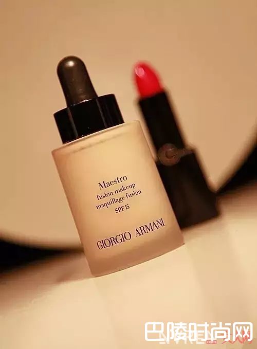 阿玛尼与Make up for ever粉底液推荐_底妆用气垫BB还是粉底液？适合自己最重要！