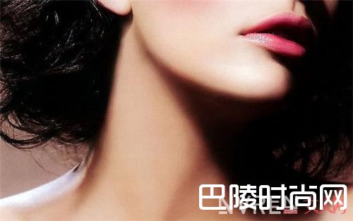 颈部皮肤保养为什么重要_颈部保养好才是王道！教你这4招让拥有完美颈部