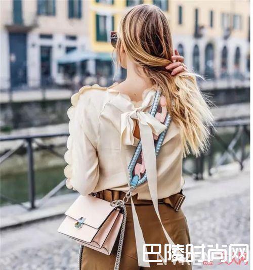 Fendi包包介绍_这8款潮人宠爱的It Bag 你准备入手了吗？