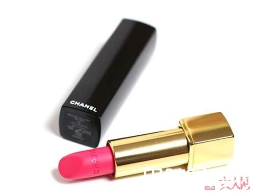香奈儿魅力丝柔43介绍_10款必buy唇膏  这个夏季做最美的自己