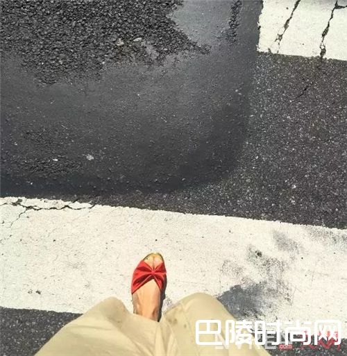 凉拖推荐_旅游必备 这些单品让你成为旅途中最美的风景