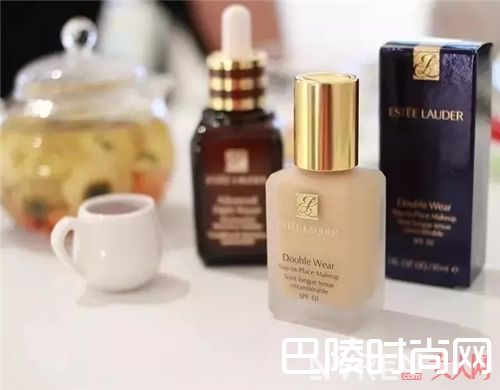 雅诗兰黛与Bobbi Brown粉底液推荐_底妆用气垫BB还是粉底液？适合自己最重要！