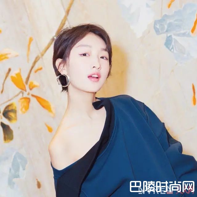 周冬雨小猫眼线画法_眼线决定风格 女明星亲自示范5种眼线让你每天大不同