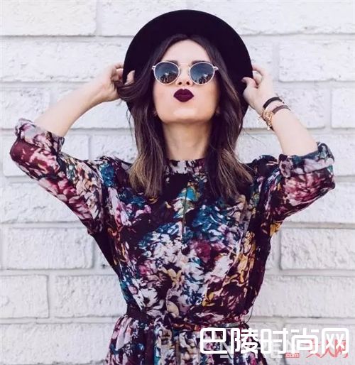 墨镜推荐_旅游必备 这些单品让你成为旅途中最美的风景