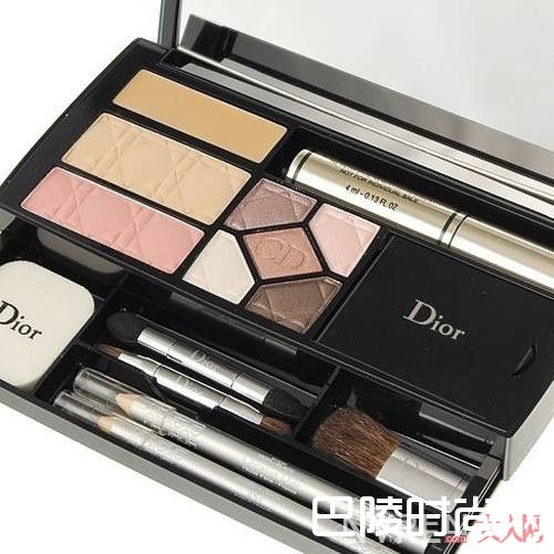 迪奥彩妆介绍_你懂得如何“妆腔作势”吗 你不得不知的奢侈彩妆单品