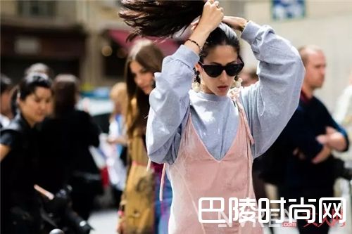 Attico品牌介绍_全球卖最好的小众品牌 你肯定在街拍里见过它们