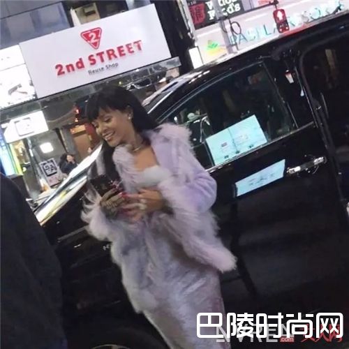 Saks Potts品牌介绍_全球卖最好的小众品牌 你肯定在街拍里见过它们