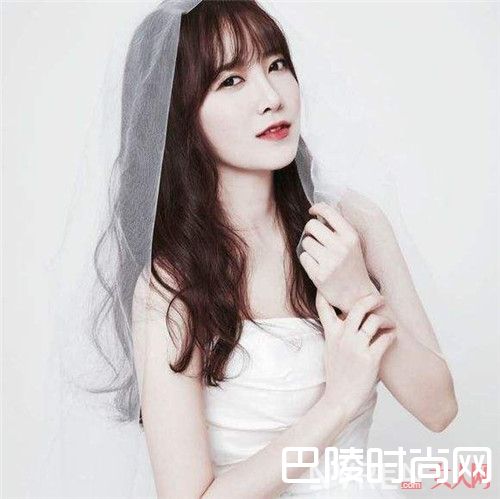 盘发卷发和甜美发型_2017新款新娘发型 绝对让你艳压全场的美发