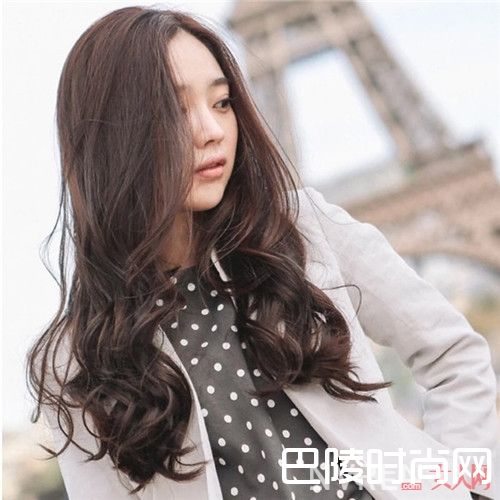 黑长直发发型可以增加什么气质_2017流行哪些长发发型图片？款款都是女神大爱!