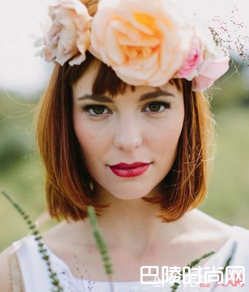 低马尾及其它_2017新款新娘发型 绝对让你艳压全场的美发