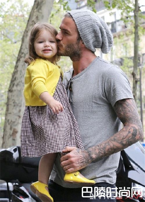 纹身硬汉男生怎么穿衣搭配_男生穿衣风格有哪几种? 想俘获女神芳心就这么穿!