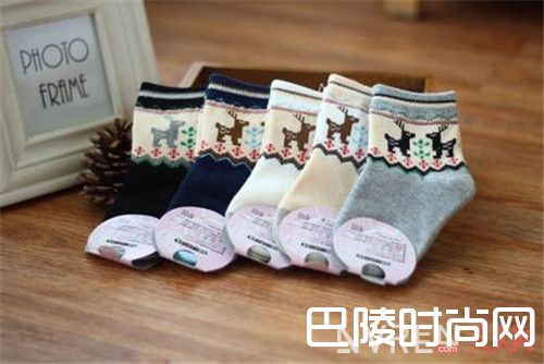 袜子如何挑选_如何精选一双好袜子？美要从足底开始