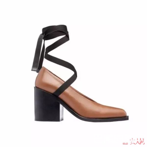 绑带粗跟鞋推荐_这20双适合上班穿的高跟鞋，时髦又不累脚！