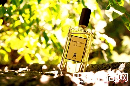 Serge Lutens香水品牌简介_小众香水有哪些？10个高逼格小众香水品牌让你挥手告别“街香”!
