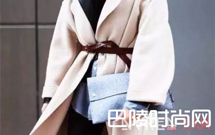 毛衣外面系腰带_学会这6招，身高155也能穿出大长腿