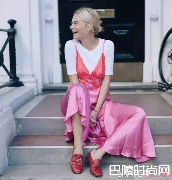 休闲风吊带裙推荐_没条吊带裙怎么过夏天,slip dress在各种场合都百搭