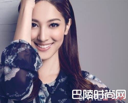 涂在发梢介绍_8个小技巧让你的护肤油发挥出你意想不到的功效