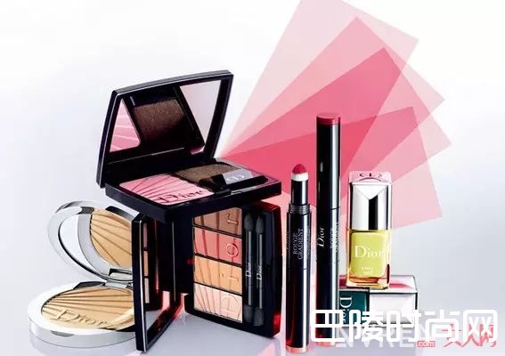 DIOR 2017春季指甲油_2017春季流行指甲油，指甲也要换春妆！