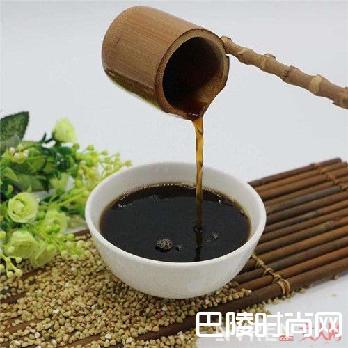 食醋介绍_睡前喝这6款饮品 保证你从此告别黑眼圈