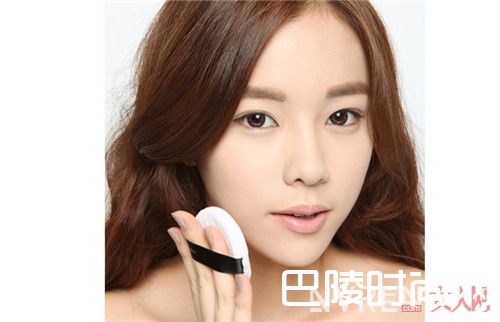 mistine羽翼粉饼使用方法是什么_天气热怎么定妆？去除油光满面靠哪些粉饼品牌定妆好？