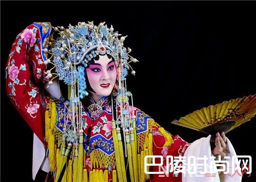 戏曲介绍_别再崇洋了 这才是真正的中国人应有的“中国范”