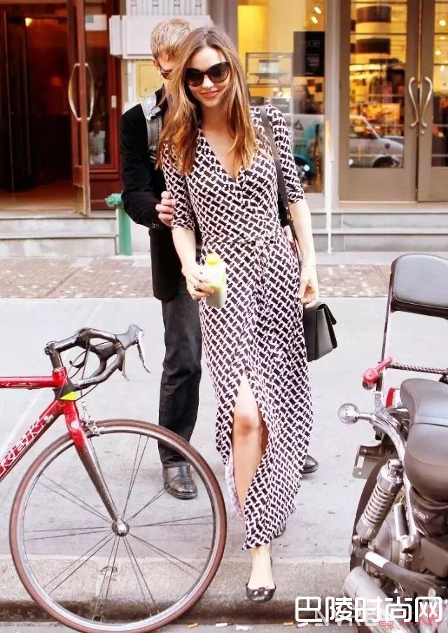 wrap dress是什么_什么是wrap dress?裹身连衣裙？！它能让你高级性感起来！