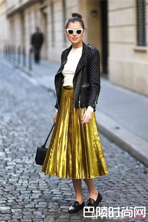 黑白服饰+金色百褶裙搭配好吗_不出错的黑白金法则服饰搭配 色彩搭配好决定你的女王气质