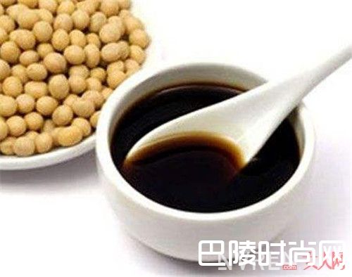 食醋介绍_睡前喝这6款饮品 保证你从此告别黑眼圈