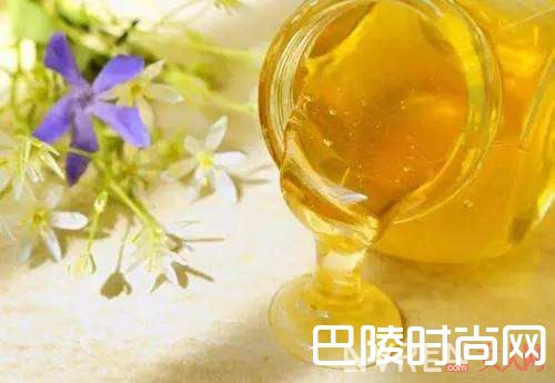 蜂蜜水洗脸介绍_7款纯天然护肤洗面奶 美容又健康不含毒素