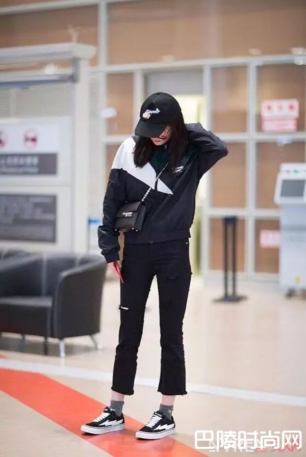 VANS小白鞋_还买Puma的蝴蝶结？2017最新值得买的小白鞋在这里，杨幂、刘雯都穿过