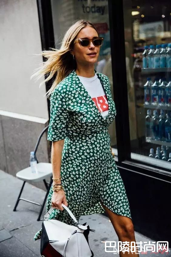 GANNI裹身裙推荐_什么是wrap dress?裹身连衣裙？！它能让你高级性感起来！