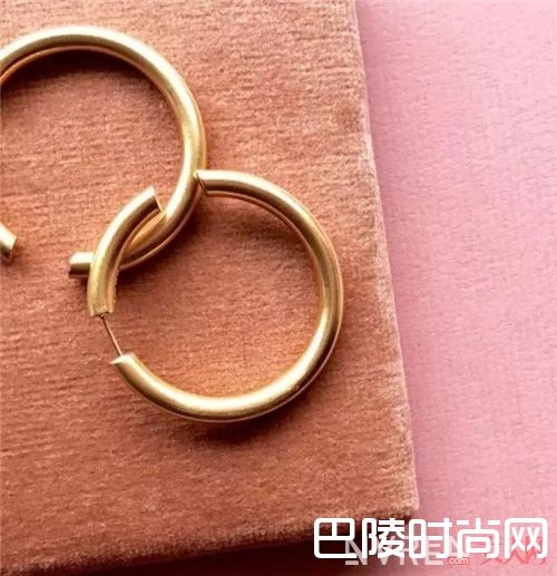 Maria Black品牌介绍_千元内的首饰品牌 让你不吃土也能拥有美美的首饰