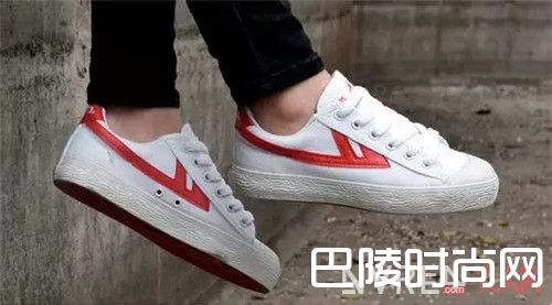 回力 Warriors_百搭不止小白鞋 这5双运动鞋堪称“时尚神话”
