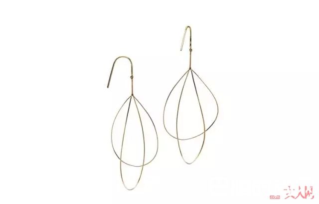 东长珠宝黄金双线耳环_我的耳畔有万种风景 9款别致长耳坠推荐