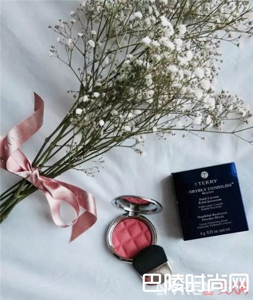 By Terry品牌介绍_不仅便宜还好用 而且颜值美到起飞的6款小众彩妆