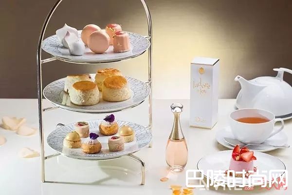 Dior新款真我香水_盘点2017年十大美貌诱人新香味儿